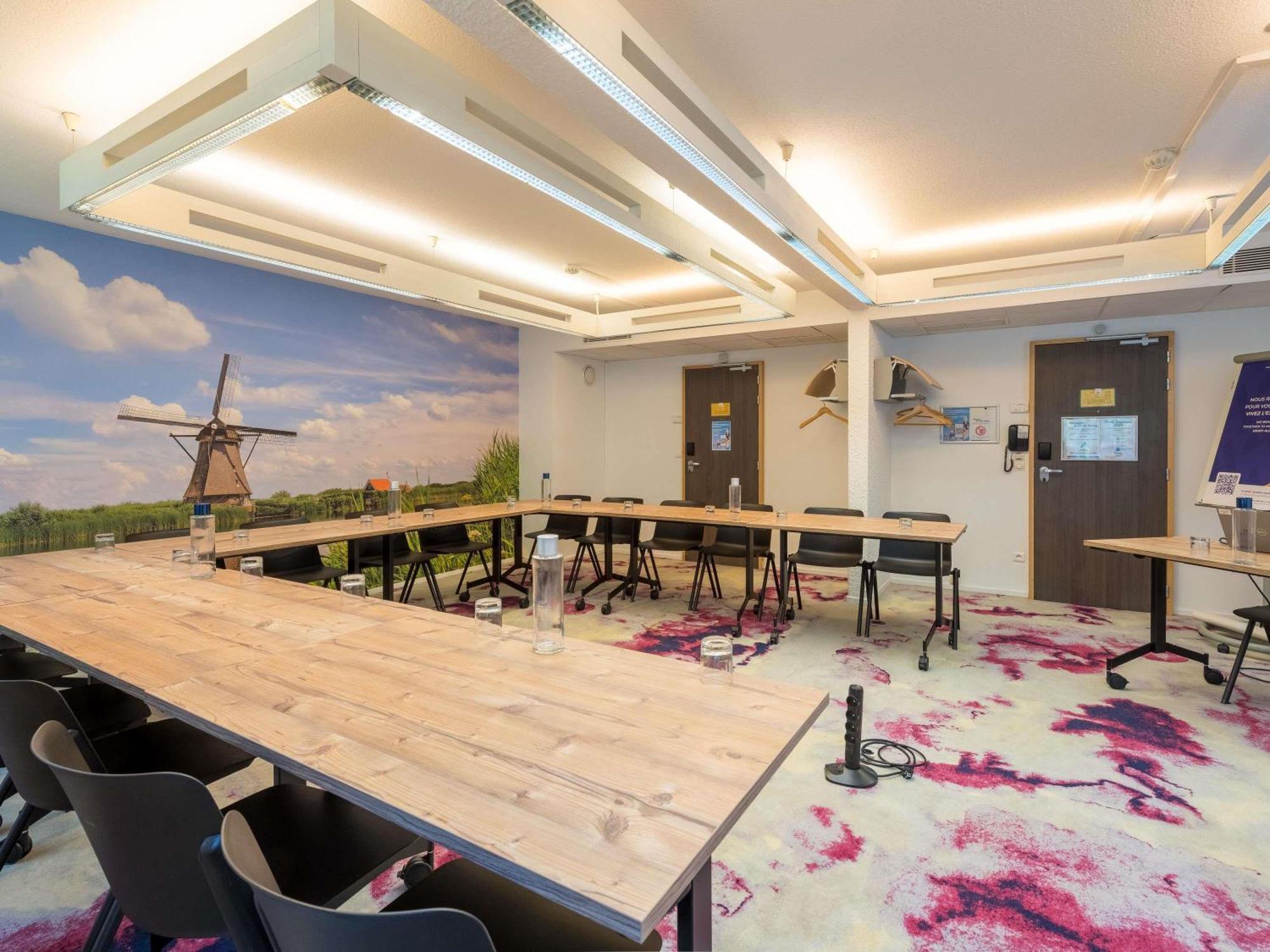 Novotel Saclay Exterior photo